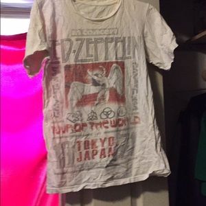 Led Zeppelin tee shirt